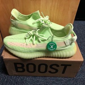 Adidas Yeezy Boost 350 v2 Glow